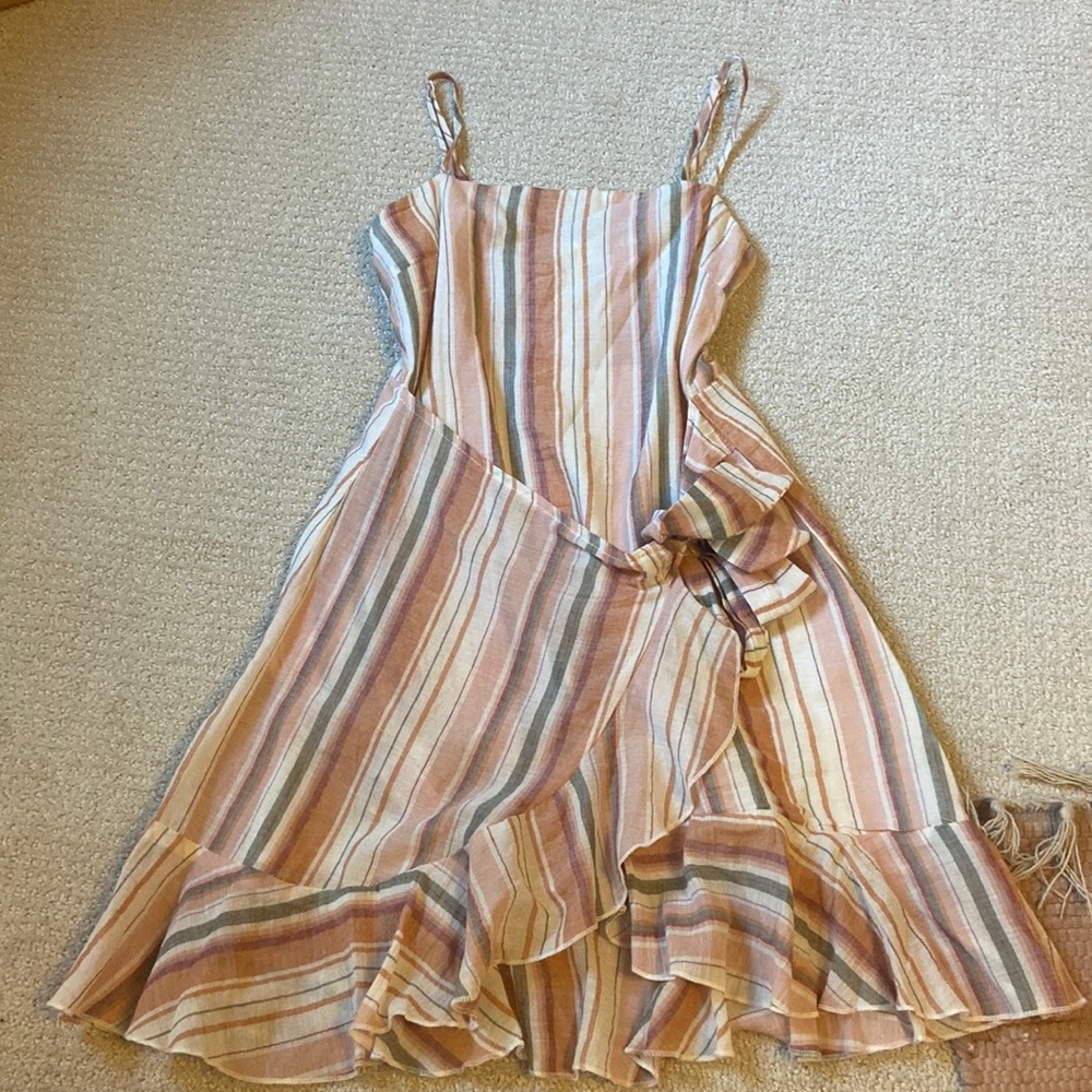 Adorable summery dress